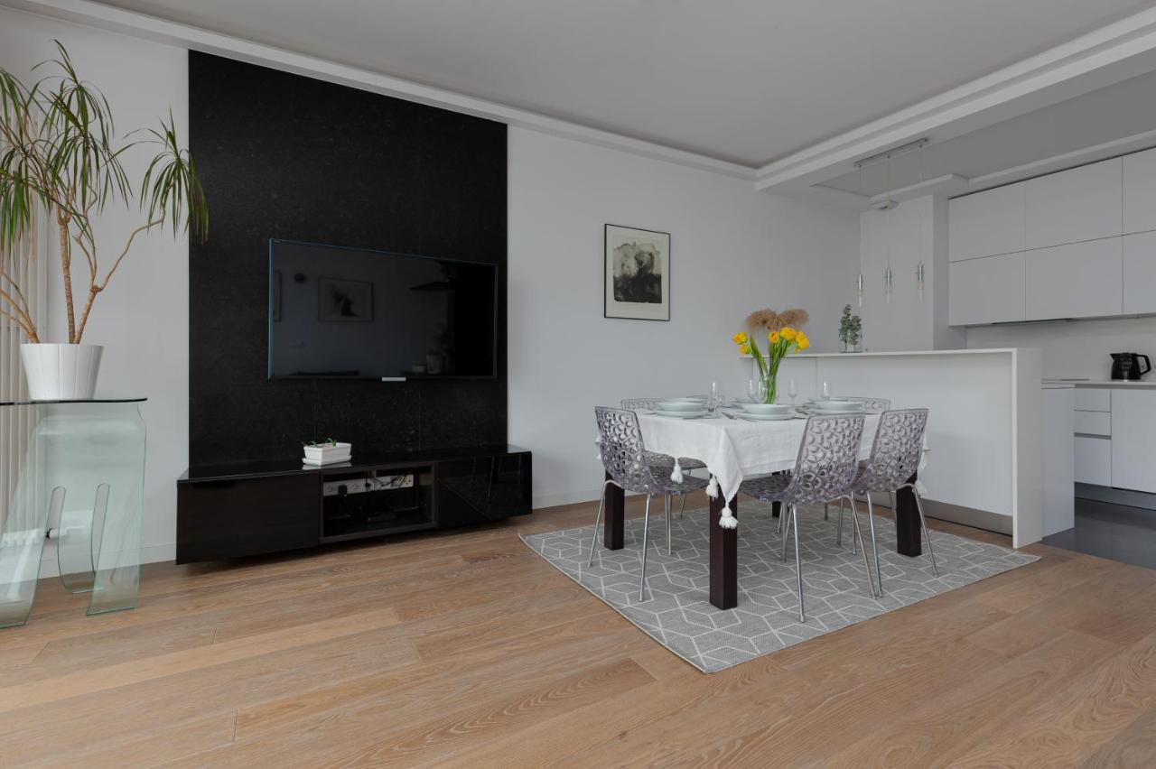 Ogrodowa Modern Apartment By Noclegi Renters ワルシャワ エクステリア 写真